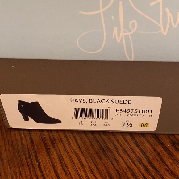 Life Stride Black Heels Booties 🖤 - Picture 8 of 8